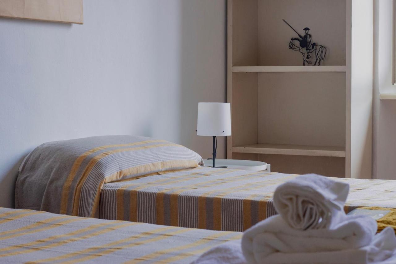 Casa D'Artista - Charming Apartment + Parking Torino Exterior foto